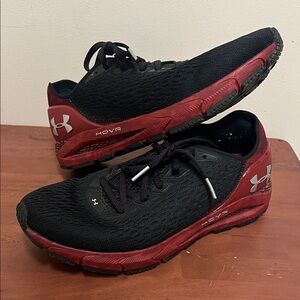Under Armour USC Gamecocks Sneakers Size 8.5
